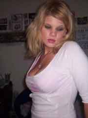 romantic lady looking for guy in Wasco, Illinois