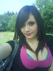 romantic lady looking for guy in Claremont, Illinois